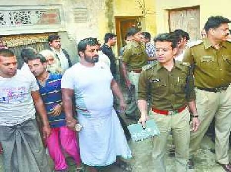 girl dead body found in boys hostel